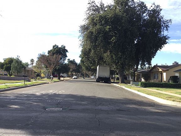 4th image of 907 W 24th St