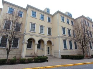 180 Edgewater Rd #C001B, Cliffside Park, NJ 07010