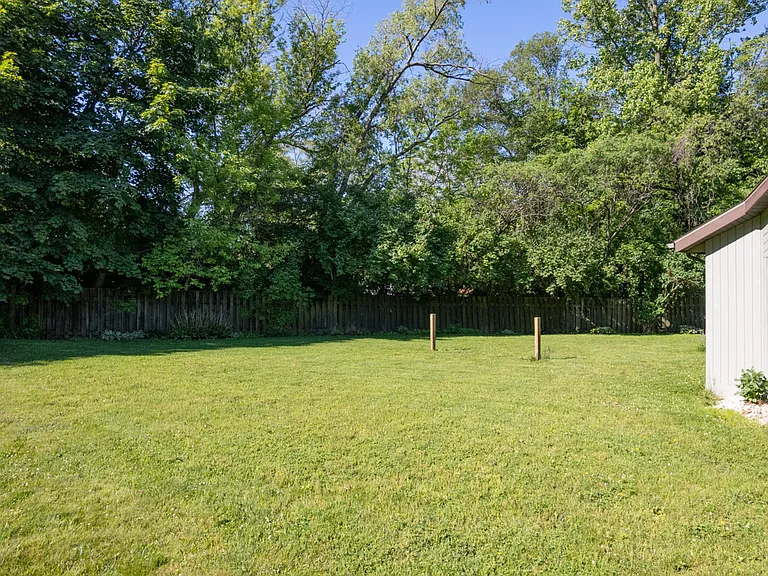 381 Timber Dr — Photo 40