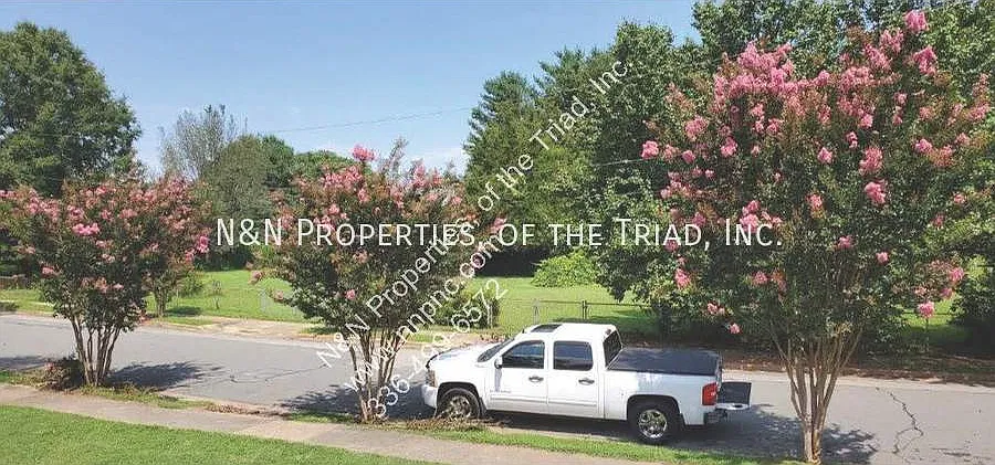1 Bed/1 Bath First Floor Unit- Downtown, Walk to Truist Stadium — Photo 3