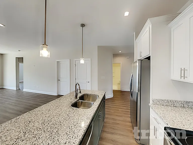 543 Faye Aly — Photo 7