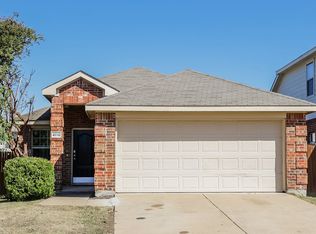 4018 Ridgetop Dr, Heartland, TX 75126