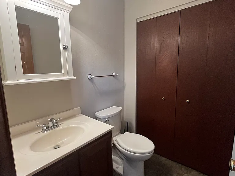 308 Salem St — Photo 8