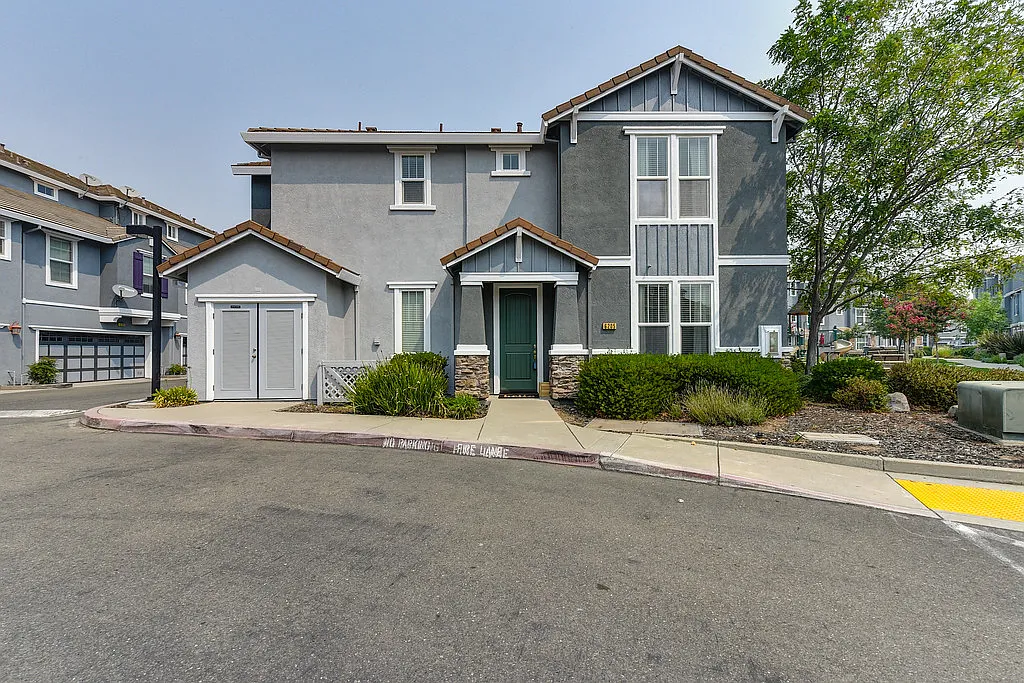 6205 Lonetree Blvd photo 1