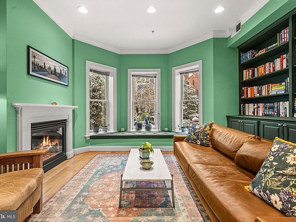 3rd image of 1740 18th St NW APT 101