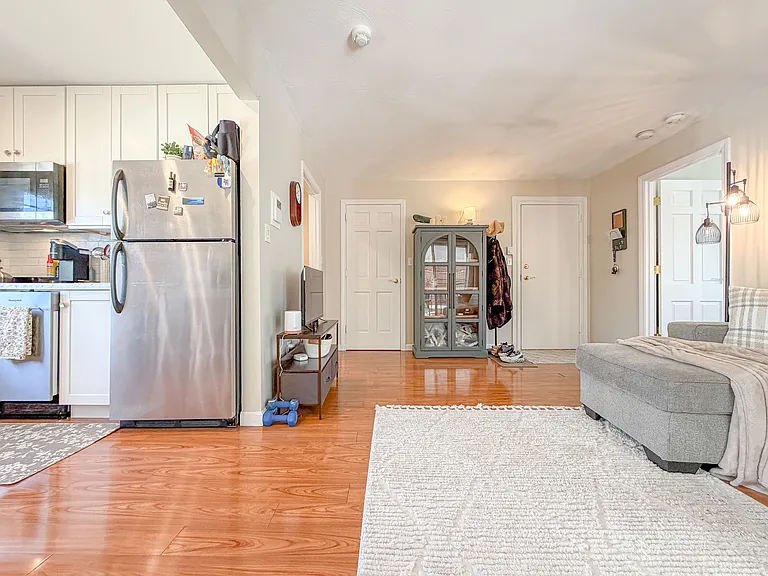 173 Pine St #2P — Photo 17
