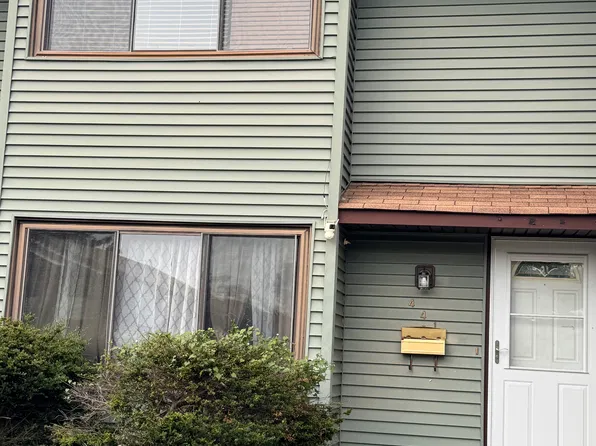 441 Kellington Dr, East Windsor, NJ 08520