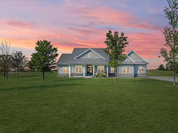 617 N 500e Rd, Gibson City, IL 60936