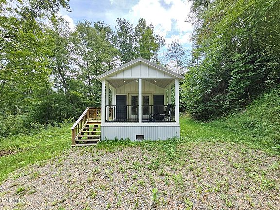 2nd image of 253 Mine Ridge Rd