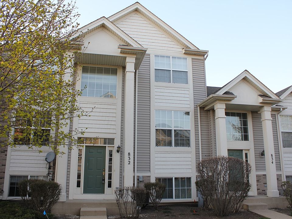 1st image of 832 Summit Creek Dr