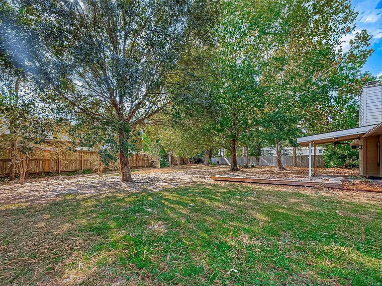 7135 Woodland Oaks — Photo 36