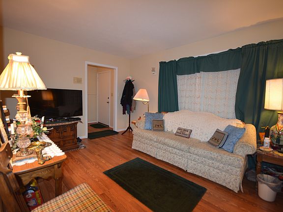 Upstairs living room
