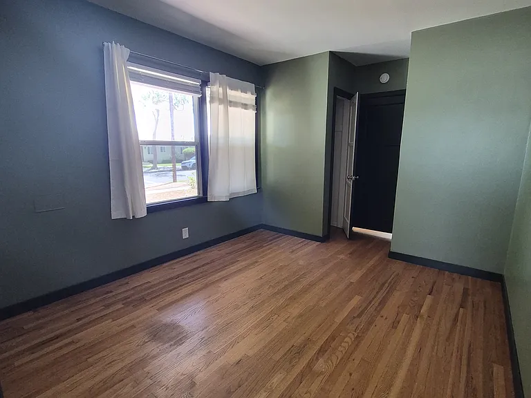 Bedroom #1