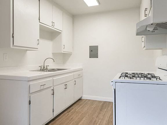 5th image of 1557-1577 Pacific Ave #1048675