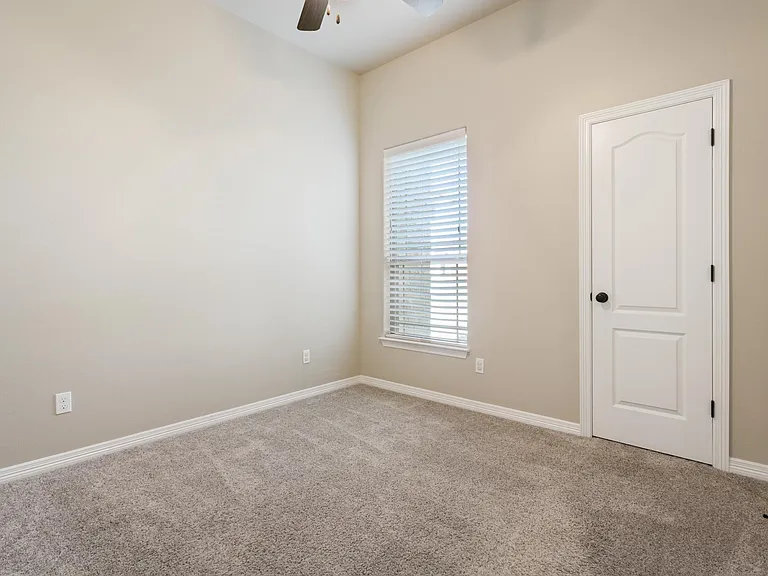 1657 Lacy Ridge Dr — Photo 29