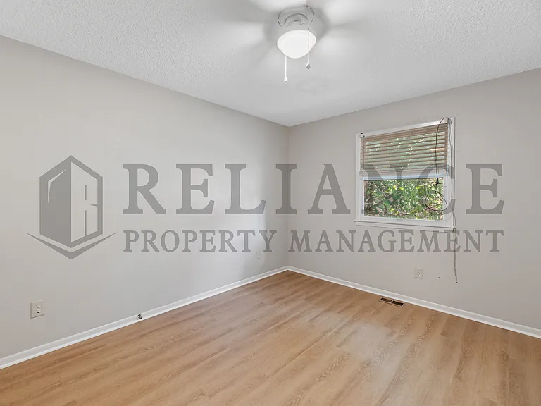 10919 W Nantucket St — Photo 12