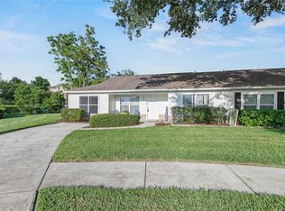 1726 Tropical Ct, Tavares, FL 32778