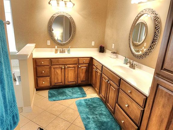 4th image of 3309 Callaway Dr