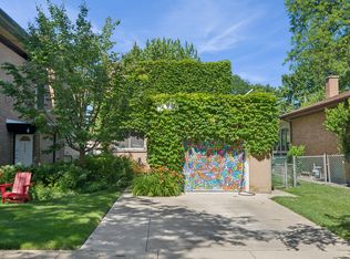 9024 Ewing Ave, Evanston, IL 60203