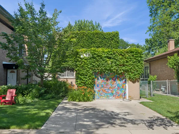 9024 Ewing Ave, Evanston, IL 60203
