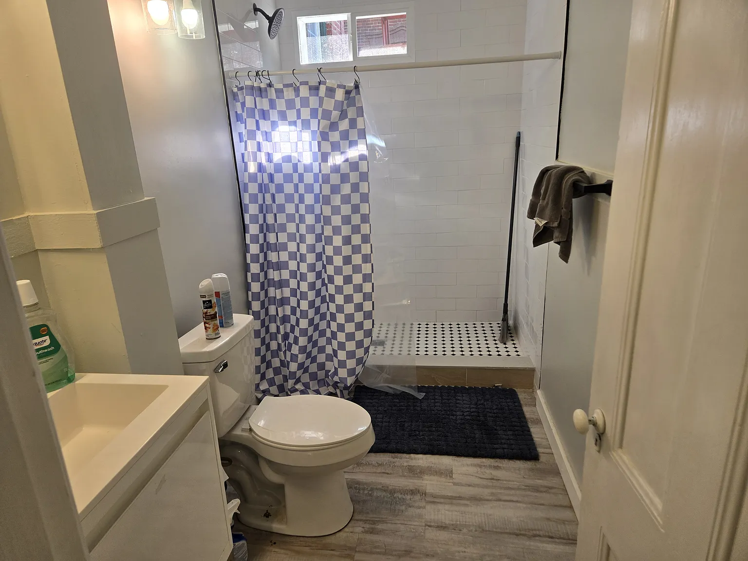 2 bed, $2,400 — Photo 3