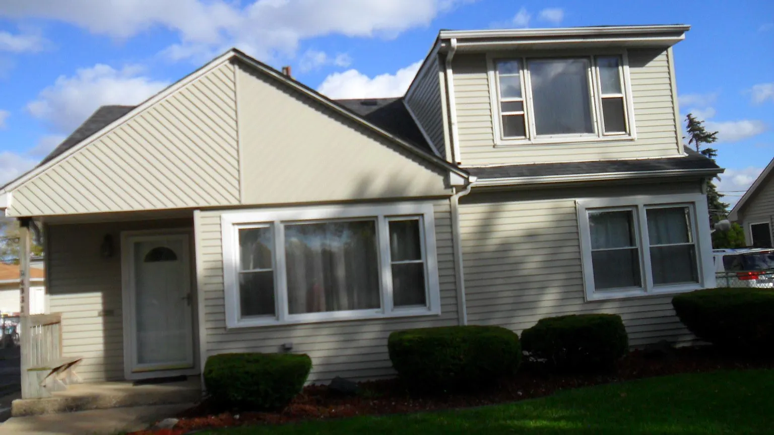 4931 S Long Ave photo 1