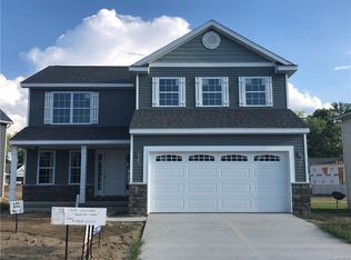 540 Cascade Ave, Fenton, MI 48430