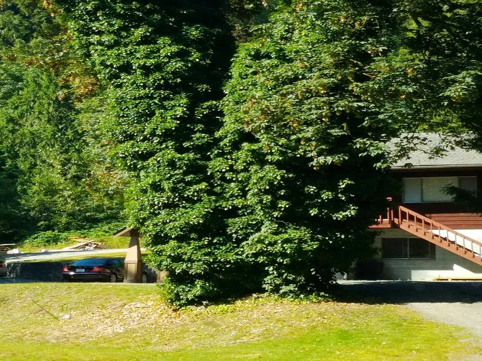 2nd image of 19809 Renton Maple Valley Rd SE