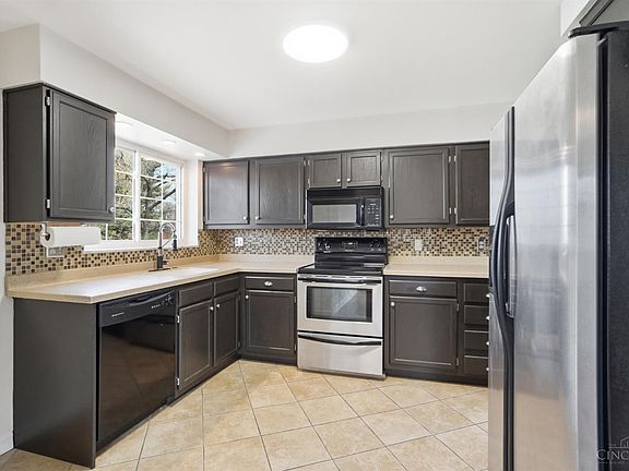 3rd image of 5188 Orangelawn Dr