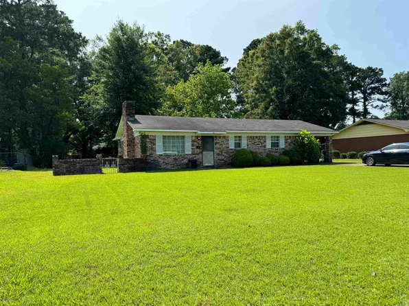 630 Bruce Ave, Camden, AR 71701