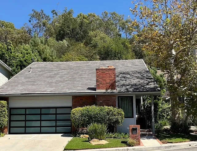 2772 Woodwardia Dr — Photo 1