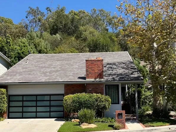 2772 Woodwardia Dr, Los Angeles, CA 90077