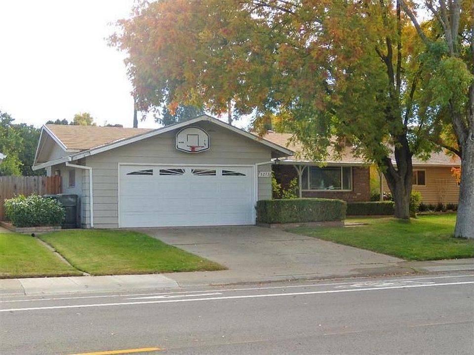 1st image of 3273 Rosemont Dr