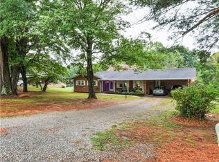 705 Northview Dr, Farmville, VA 23901