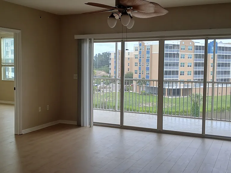 1200 Country Club Dr #3302 — Photo 4