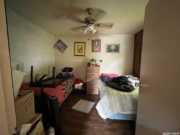 4th image of 1571 106th St