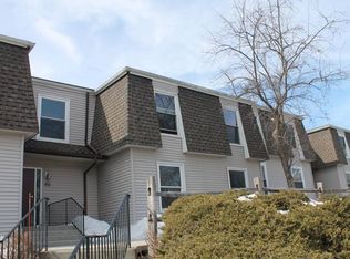 158 Rinaldi Blvd APT B, Poughkeepsie, NY 12601