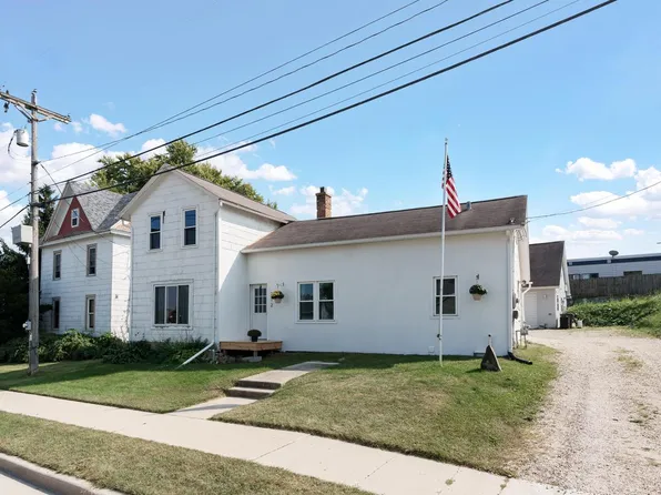 212 West Griffith STREET, Hustisford, WI 53034