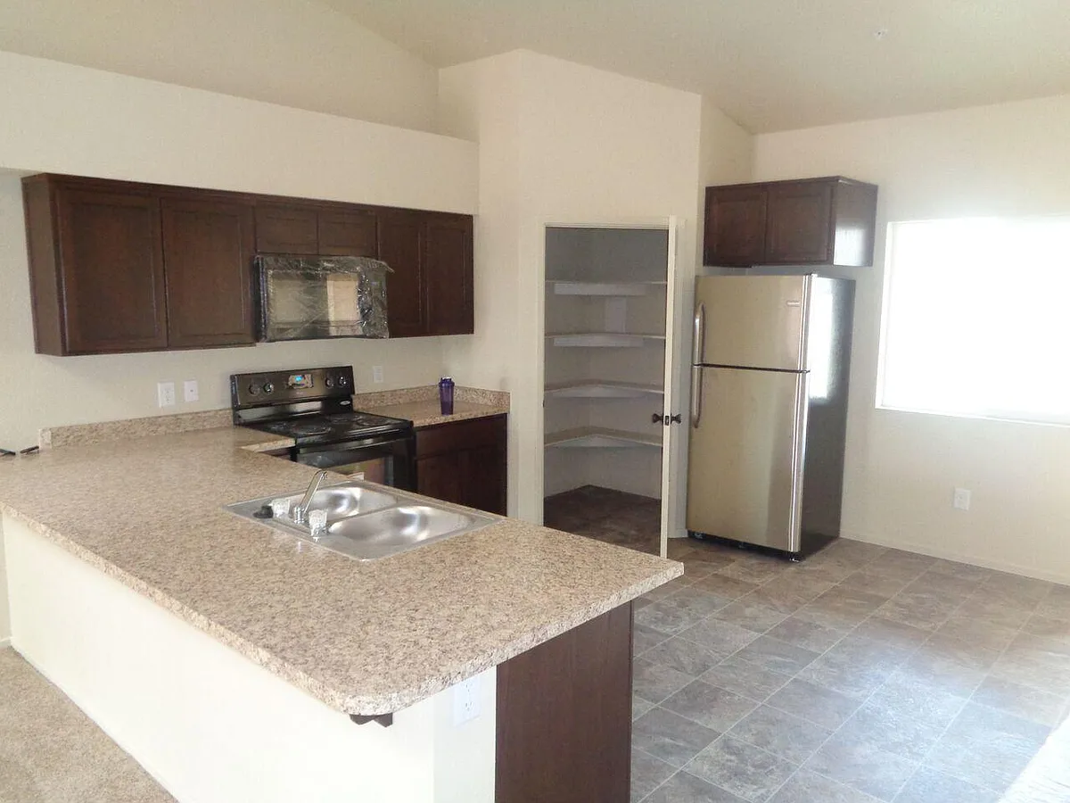 Building Photo - 3085 S Melanie Dr