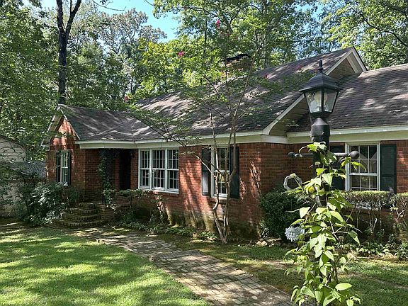 4th image of 1297 W Crestwood Dr