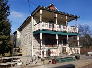 60 Main St, Lopez, PA 18628