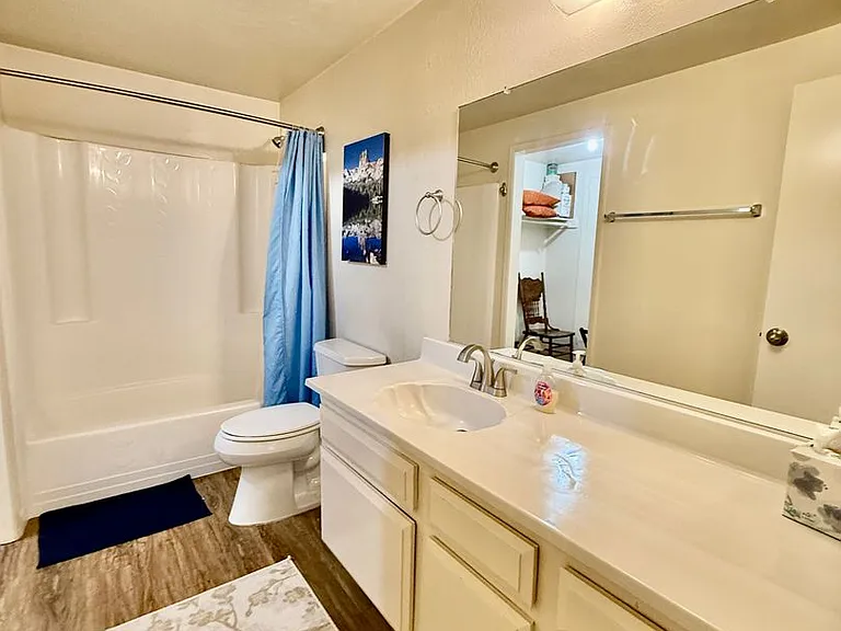 2289 Sierra Nevada Rd — Photo 35
