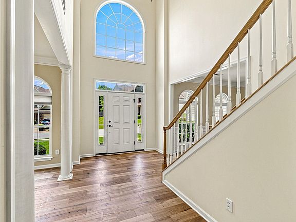 4th image of 252 Raven Falls Ln