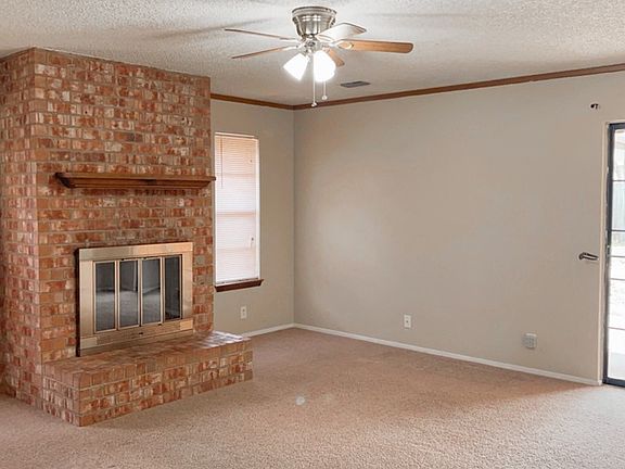 4th image of 4733 Princeton Ave
