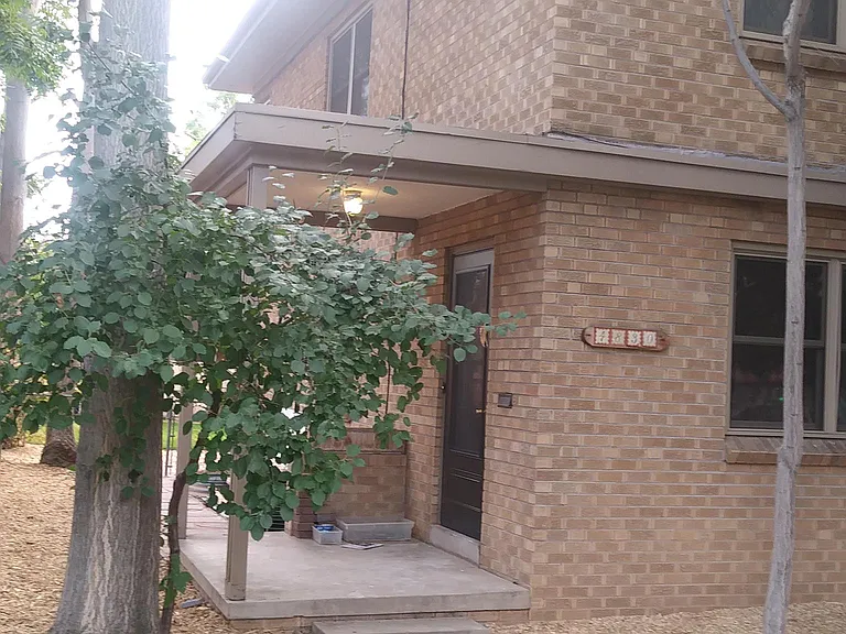 4830 E 19th Ave — Photo 1