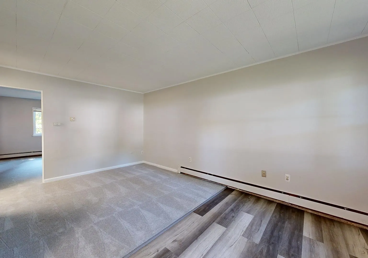 2 bed, 1.0 bath, 816 sqft, $2,000 — Photo 3