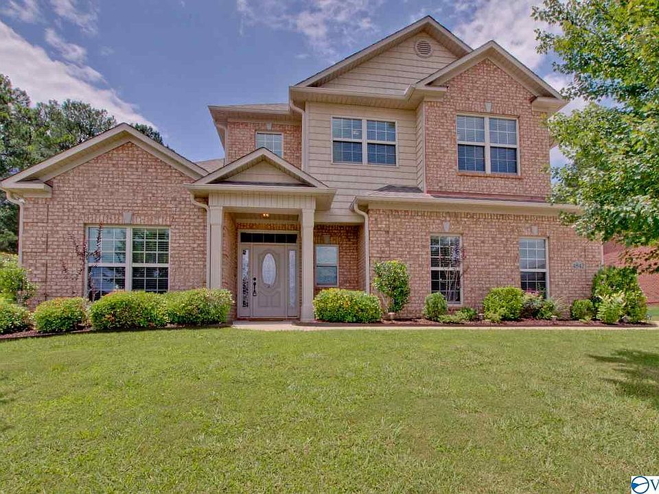 1st image of 4842 Cove Valley Dr SE