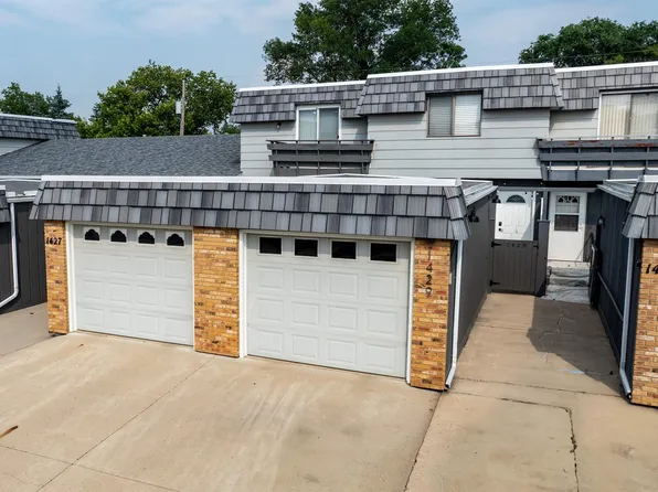 1429 1st St SW, Minot, ND 58701