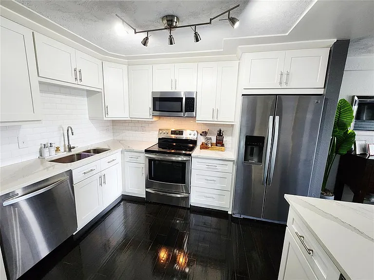 4651 1st St NE #306 — Photo 5