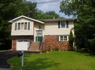 105 W End Ave, Hopatcong, NJ 07843